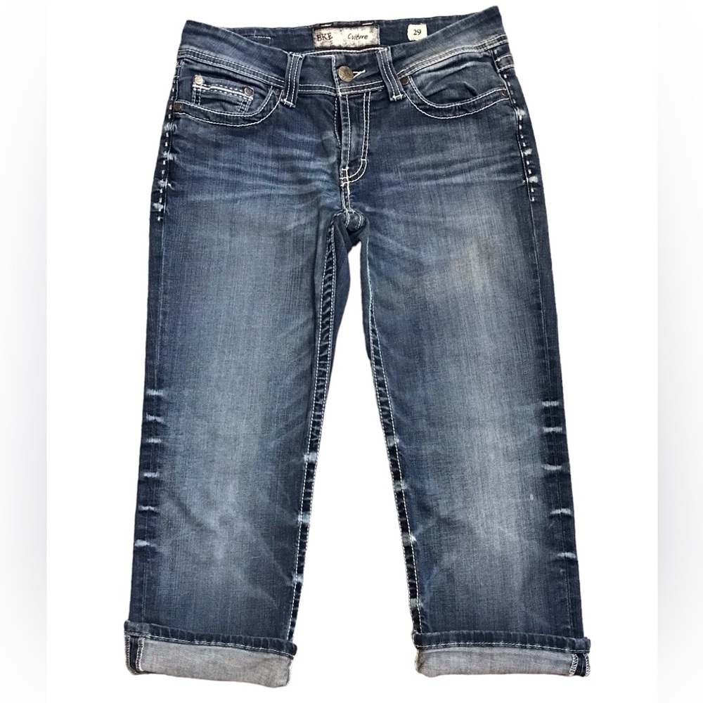 BKE Culture Roll Cuff Capri Jeans Size 29 Medium Wash Embroidered NWOT